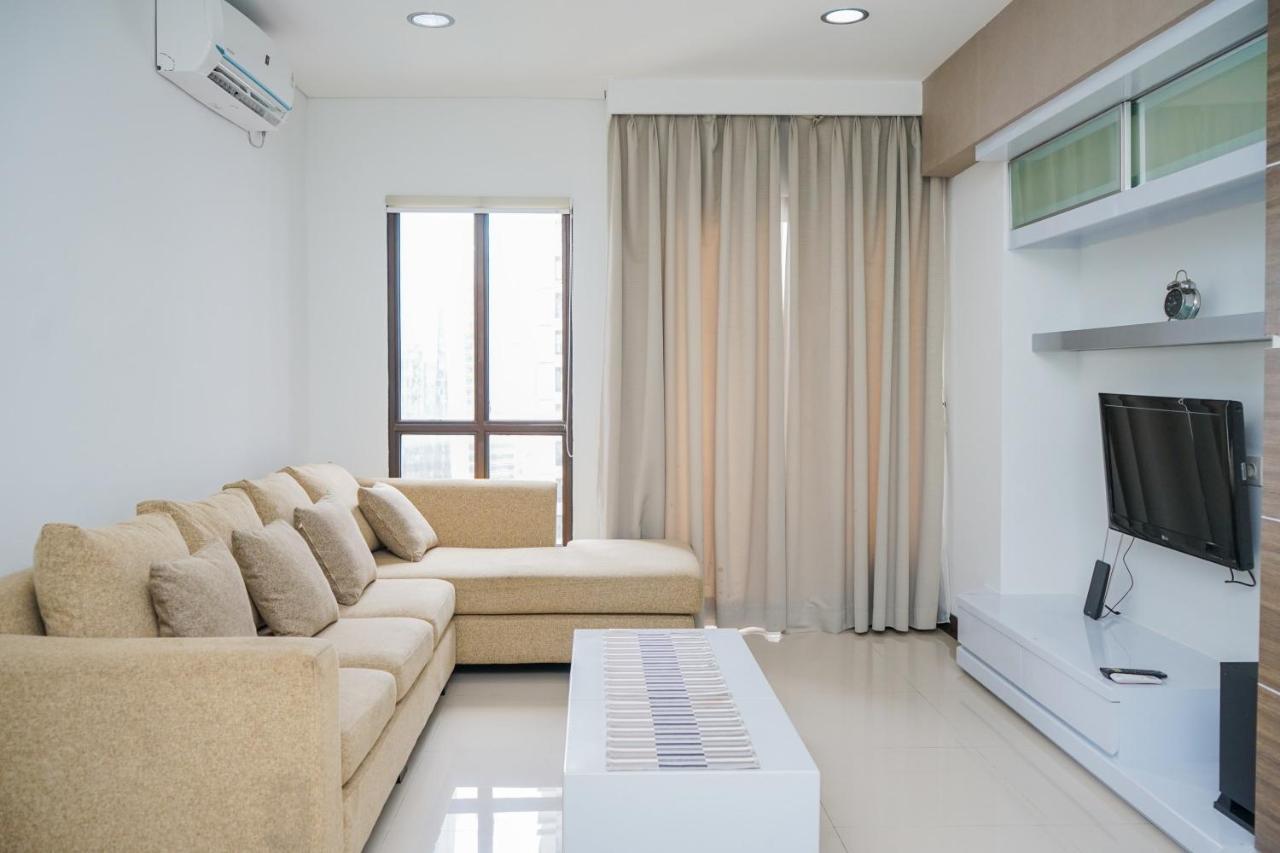 Homey And Modern Tamansari Semanggi 2Br Apartment By Travelio Jakarta Exterior foto