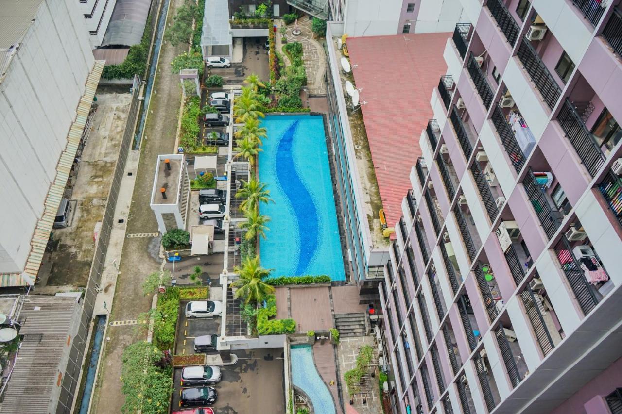 Homey And Modern Tamansari Semanggi 2Br Apartment By Travelio Jakarta Exterior foto