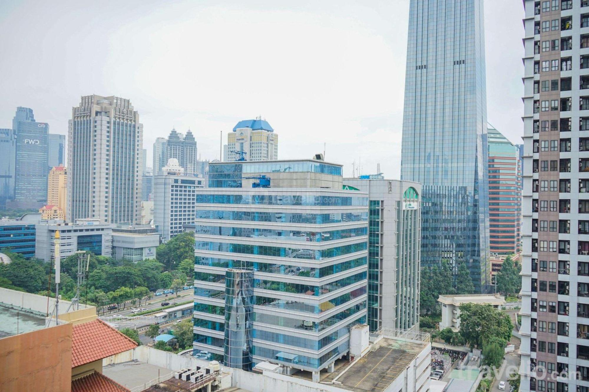 Homey And Modern Tamansari Semanggi 2Br Apartment By Travelio Jakarta Exterior foto